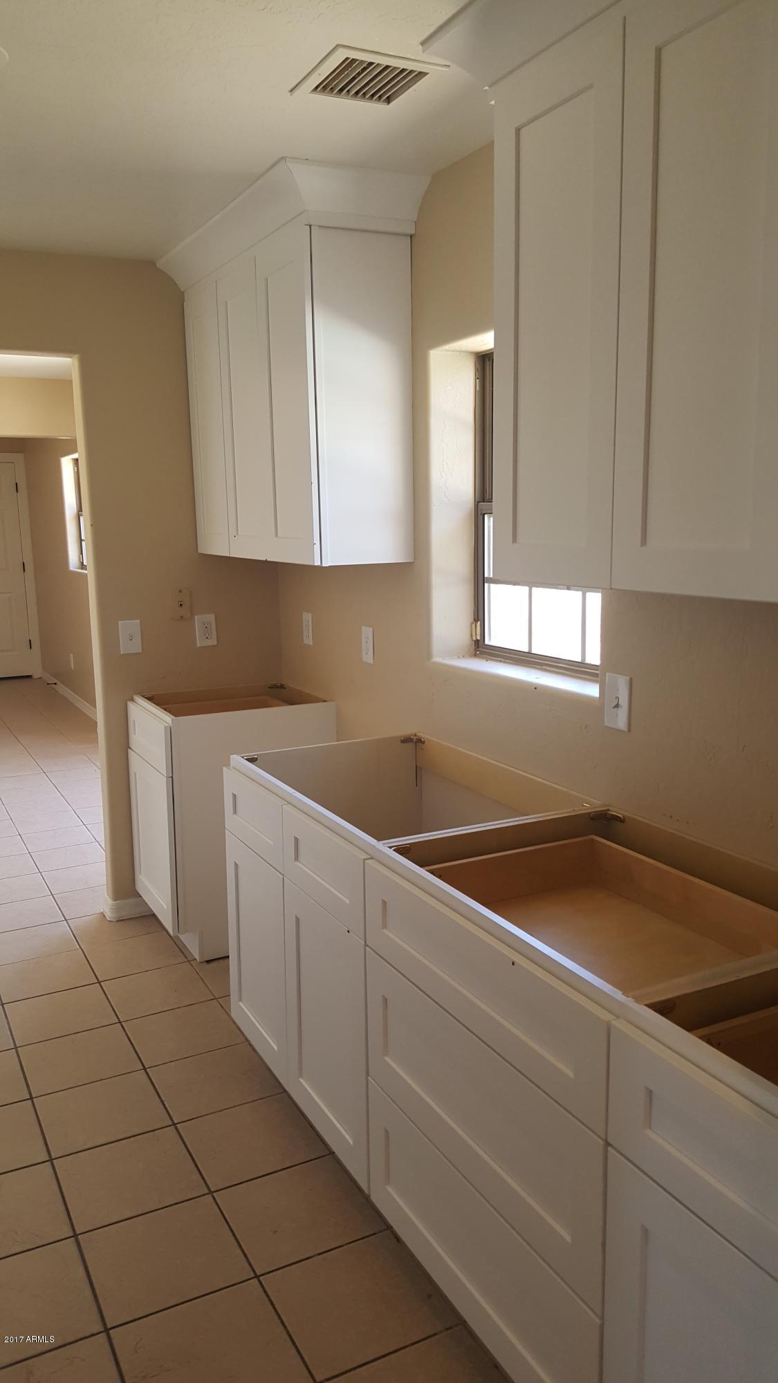 12325 North Pinto Road Maricopa, AZ 85139 - Photo 9 of 29 20170804_132606