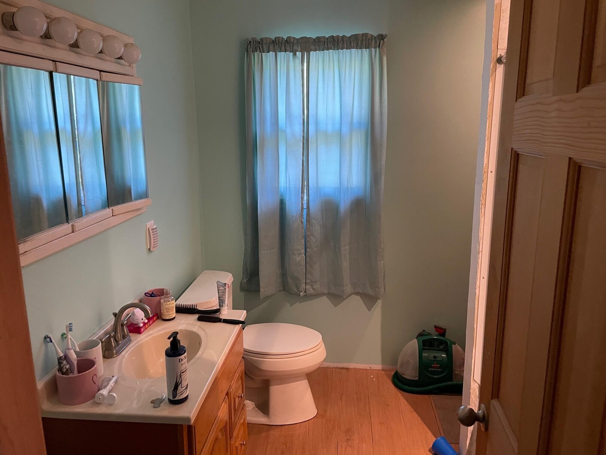 1241 Ludlow Road Houlton, ME 04730 - Photo 25 of 35 Bathroom (1241 Ludlow Road) II