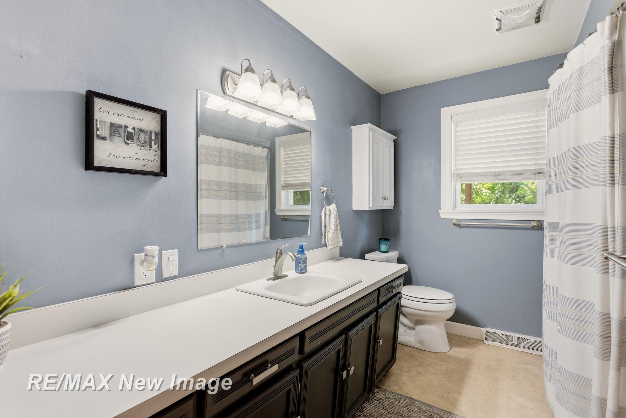 6781 Griffore Road Saginaw, MI 48604 - Photo 7 of 27