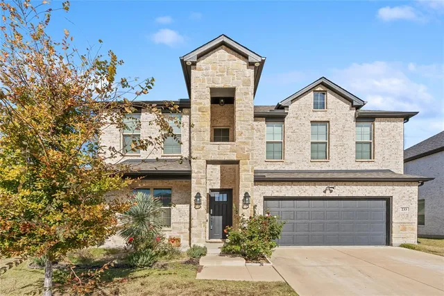 $460,000 | 233 Braves Way, Lavon, TX 75166
