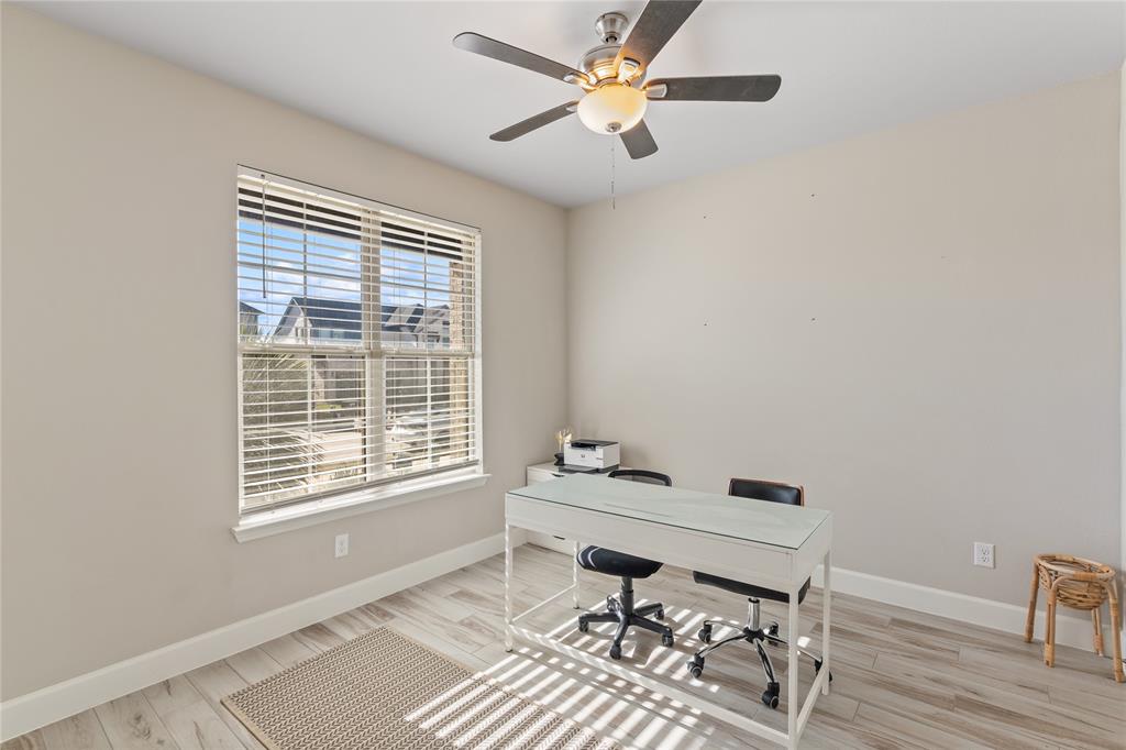 233 Braves Way Lavon, TX 75166 - Photo 6 of 38