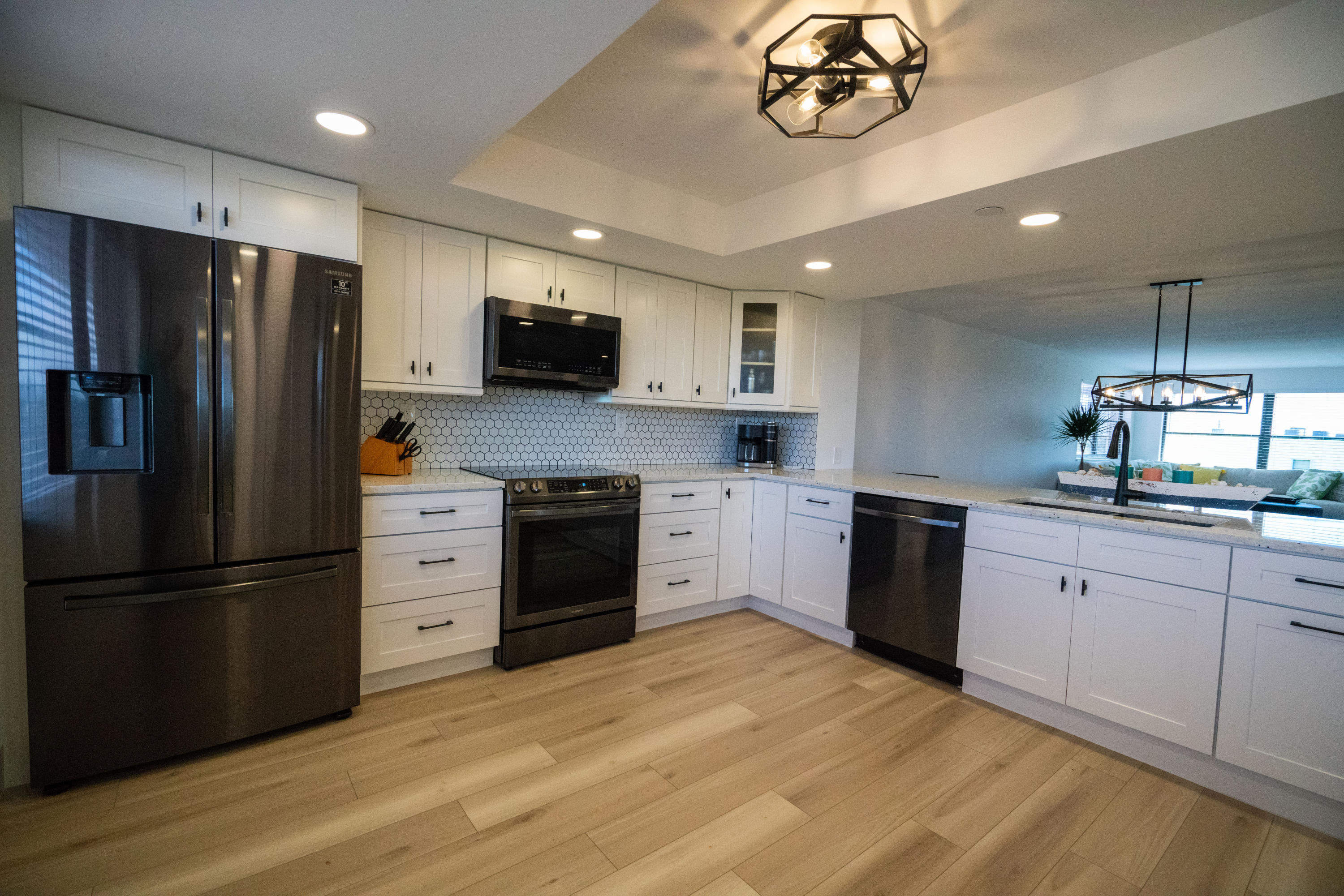 374 Golfview Road, Unit 602 North Palm Beach, FL 33408 - Photo 3 of 25 kitchen 1_edited-1