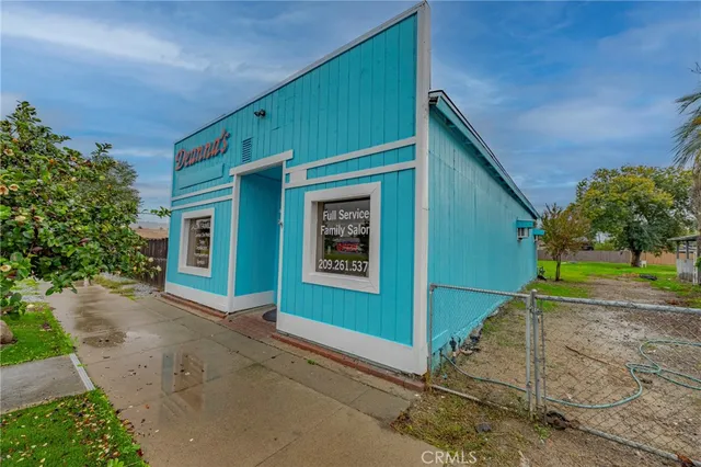 $395,000 | 9387 Broadway, Planada, CA 95365