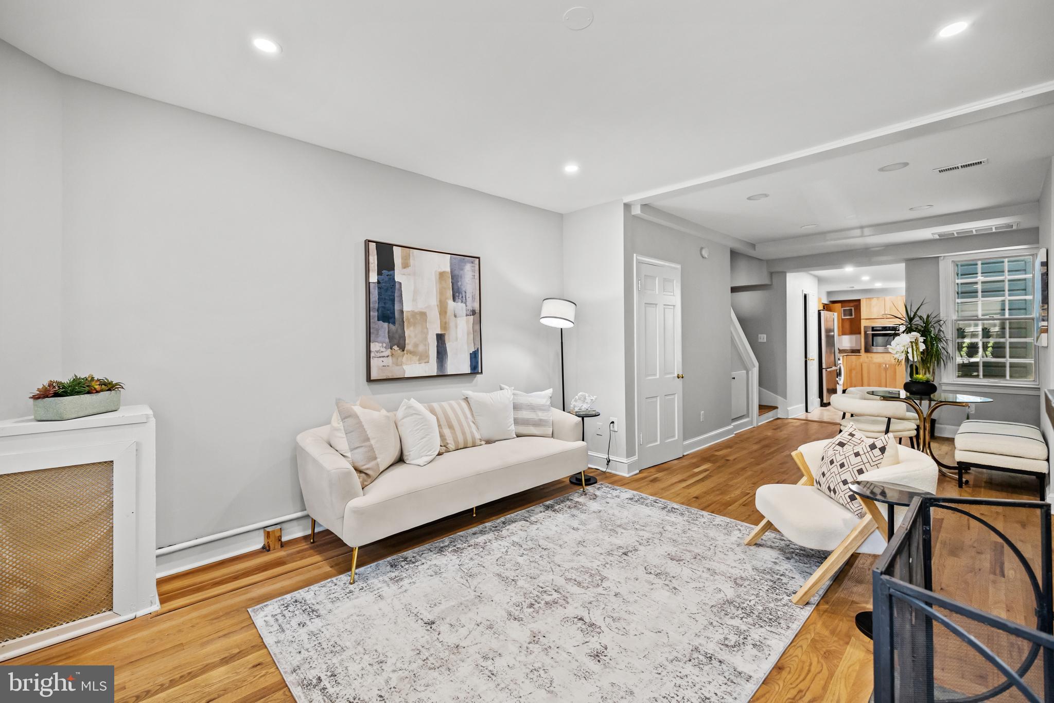 644 E Street Southeast Washington, DC 20003 - Photo 8 of 36