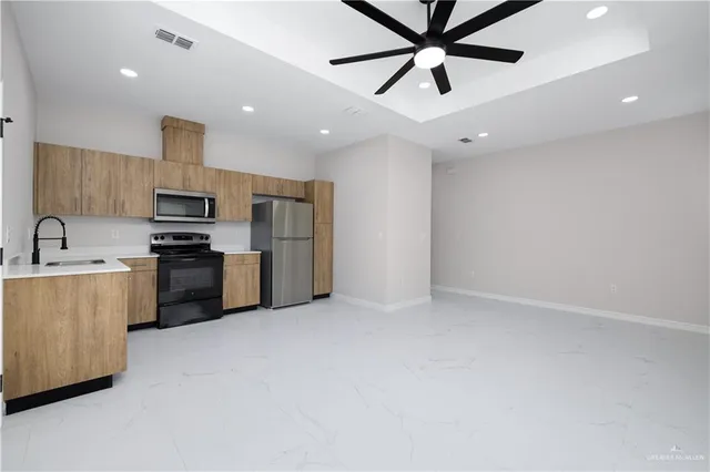 $1,300 | 5335 Vision Street, Unit B, Rio Grande City, TX 78582