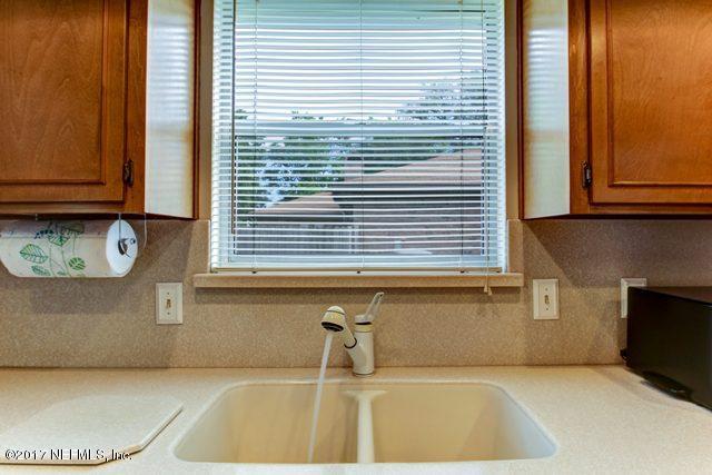 9134 Latimer Road East Jacksonville, FL 32257 - Photo 11 of 26 Kitchen with a view