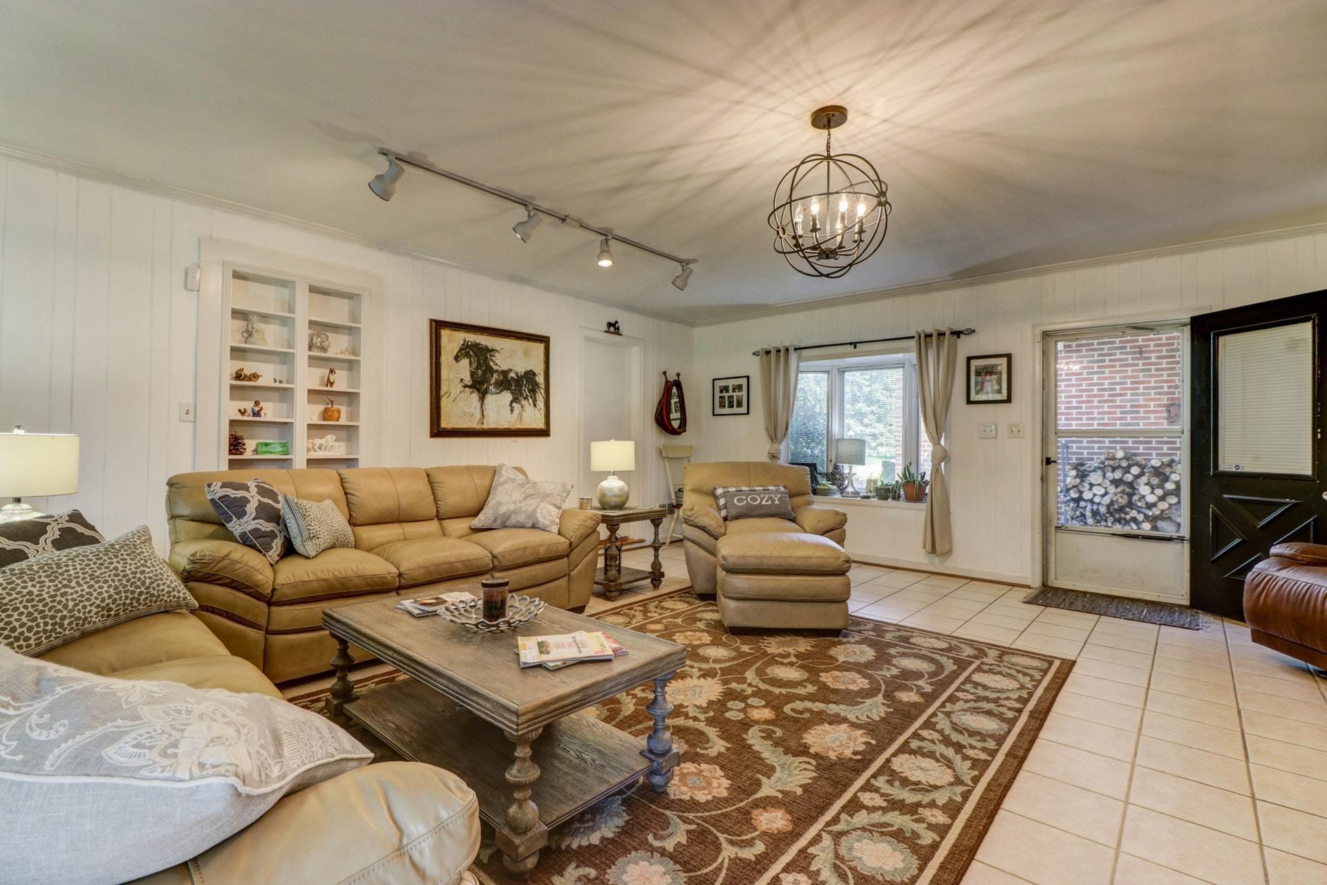 3851 Mud Lick Road Southwest Roanoke, VA 24018 - Photo 12 of 34 Family Room