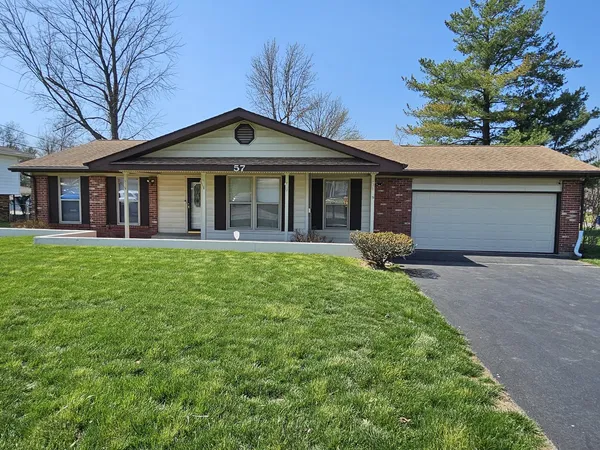 $224,900 | 57 Cherry Drive, Mount Vernon, IL 62864