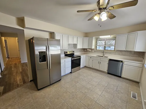 $224,900 | 57 Cherry Drive, Mount Vernon, IL 62864