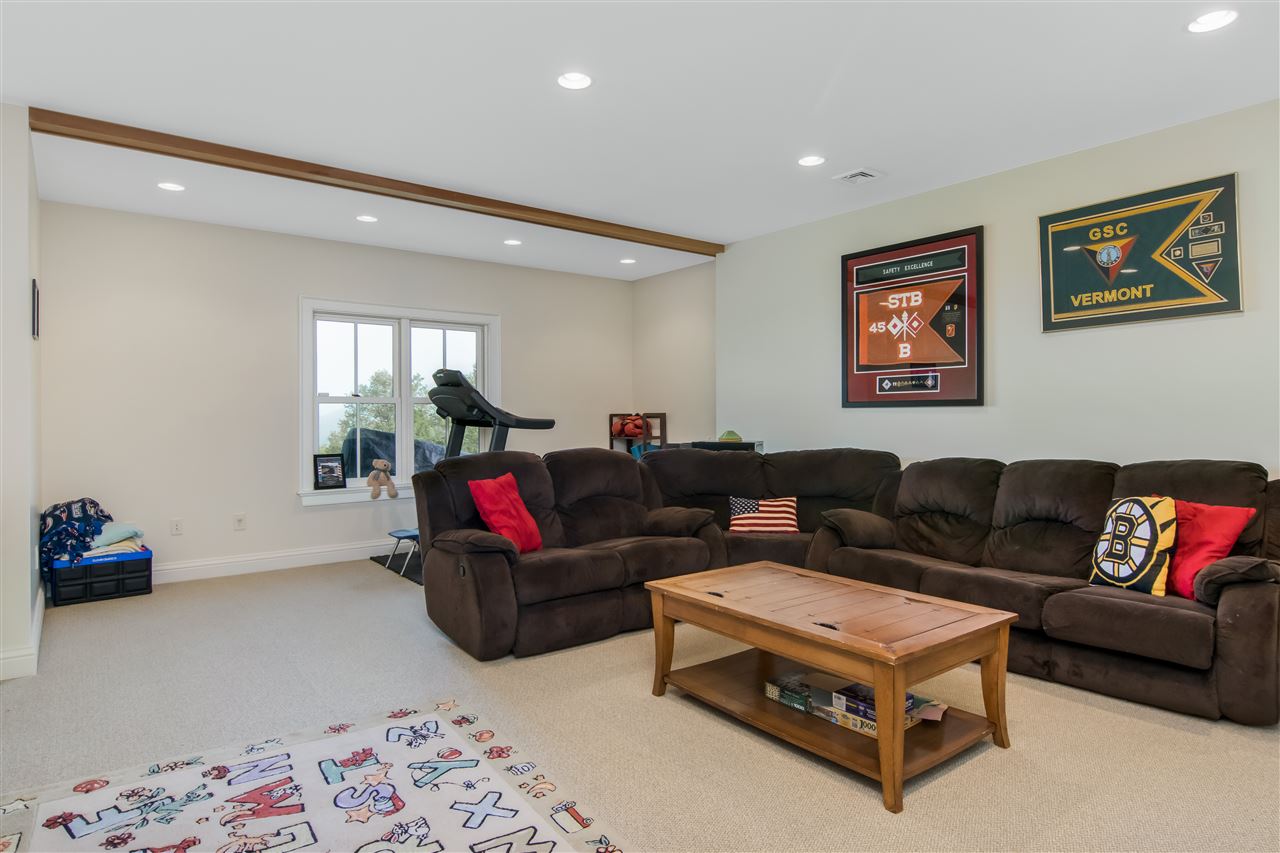 1130 Ring Road Waterbury, VT 05676 - Photo 21 of 36