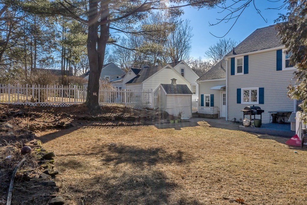 1205 Bradley Road Springfield, MA 01118 - Photo 30 of 36 Gallery Image 30
