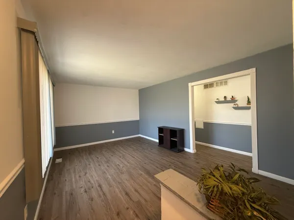 $1,450 | 4052 Burton Street, Inkster, MI 48141