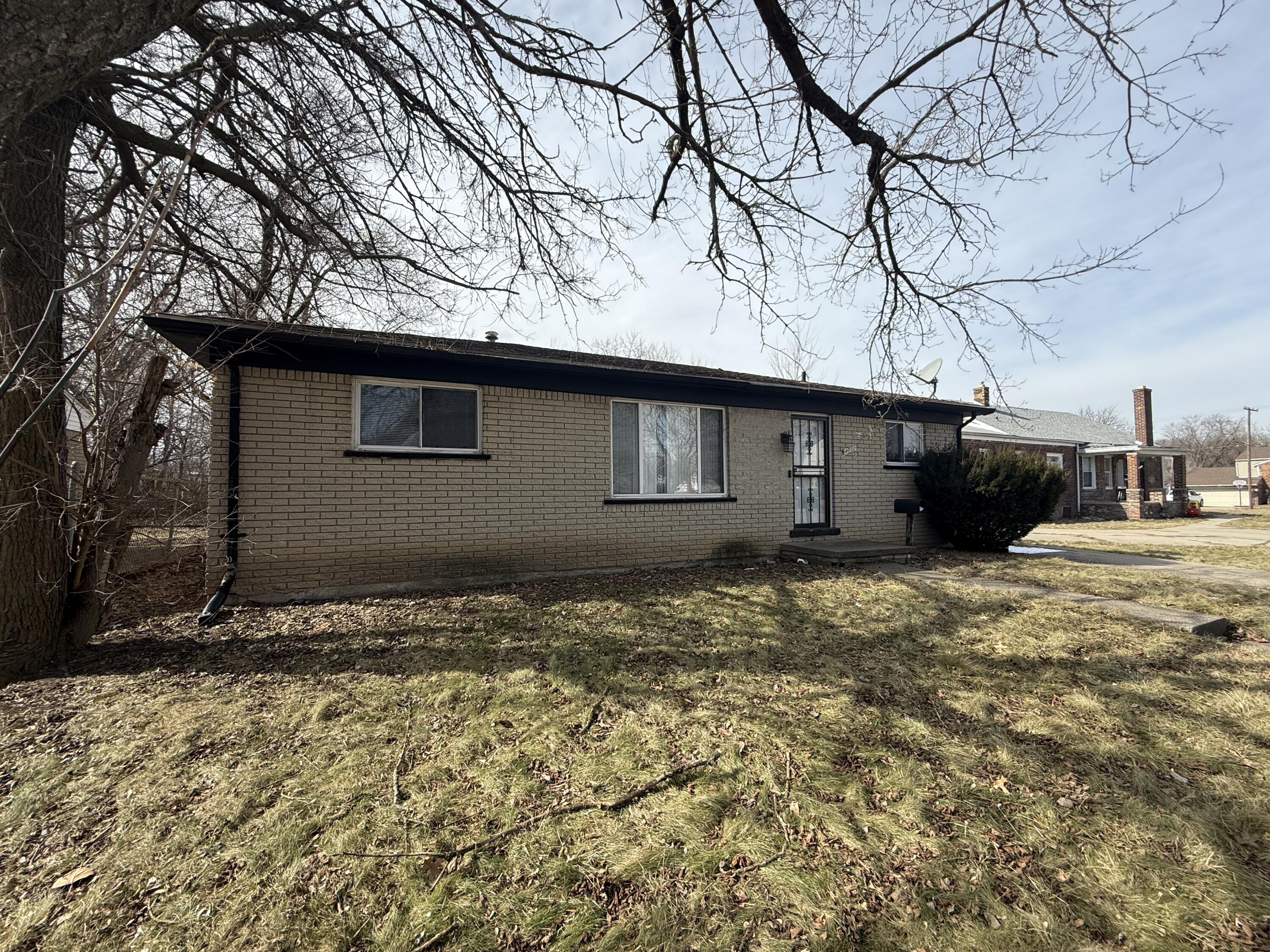 4052 Burton Street Inkster, MI 48141 - Photo 2 of 14 IMG_0191