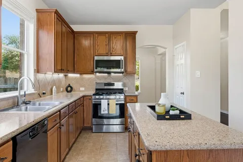 $395,000 | 1501 Weatherford Drive, Austin, TX 78753