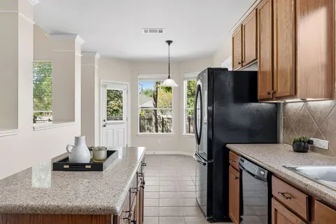 $395,000 | 1501 Weatherford Drive, Austin, TX 78753