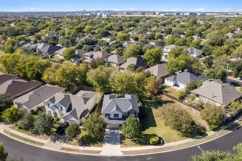 $395,000 | 1501 Weatherford Drive, Austin, TX 78753