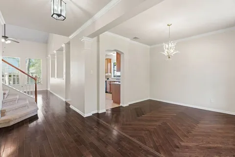 $395,000 | 1501 Weatherford Drive, Austin, TX 78753