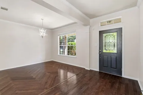 $395,000 | 1501 Weatherford Drive, Austin, TX 78753