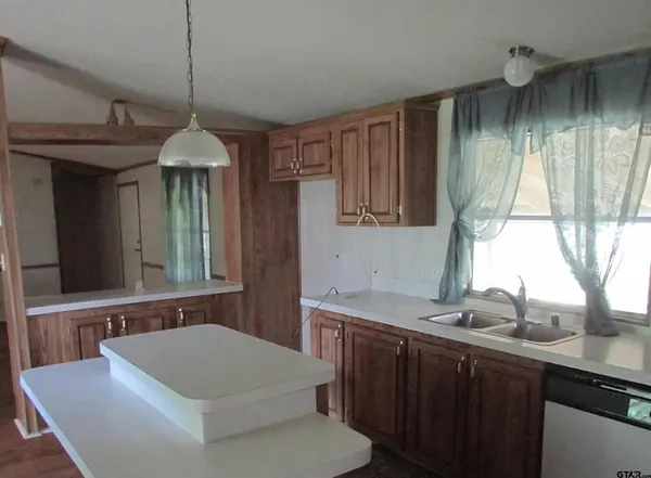 $104,000 | 20730 Meadowlark Drive, Chandler, TX 75758