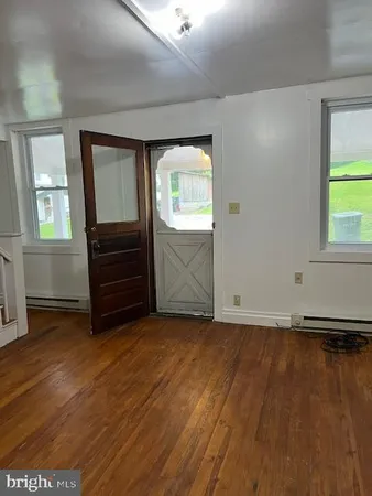 $1,300 | 67 Jefferson Street, Harpers Ferry, WV 25425