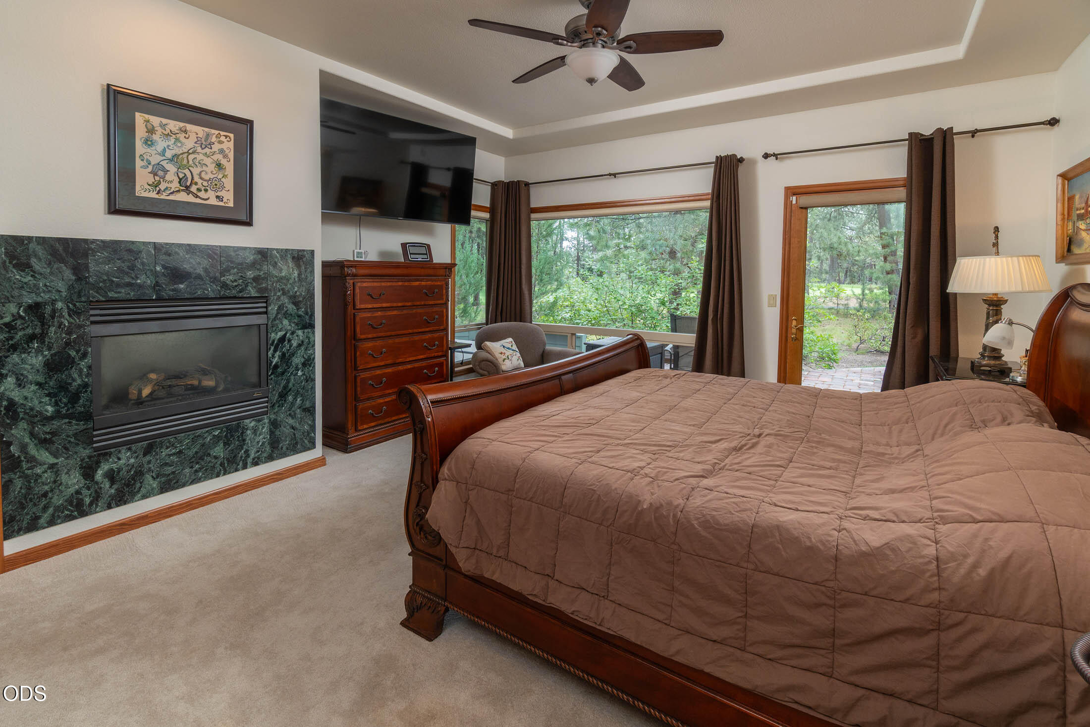 60621 Golf Village Loop Bend, OR 97702 - Photo 17 of 47