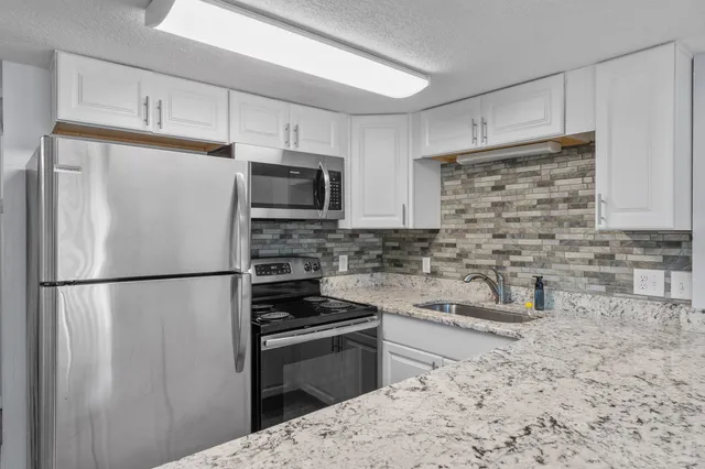 $149,990 | 1600 Deer Creek Road, Unit E, Surfside Beach, SC 29575