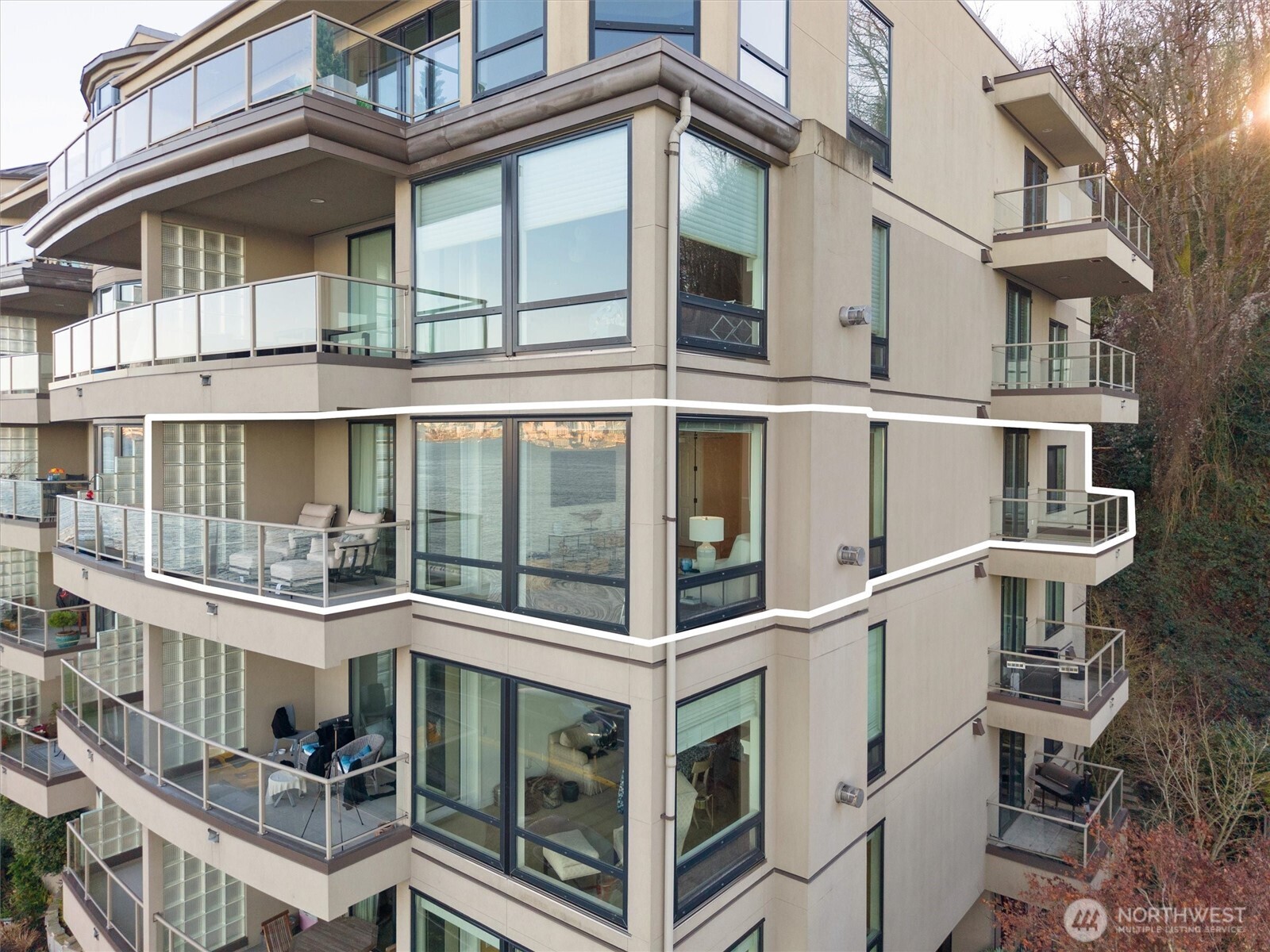 1005 Harbor Avenue Southwest, Unit 400 Seattle, WA 98116 - Photo 25 of 39 a view of a building with a window and deck
