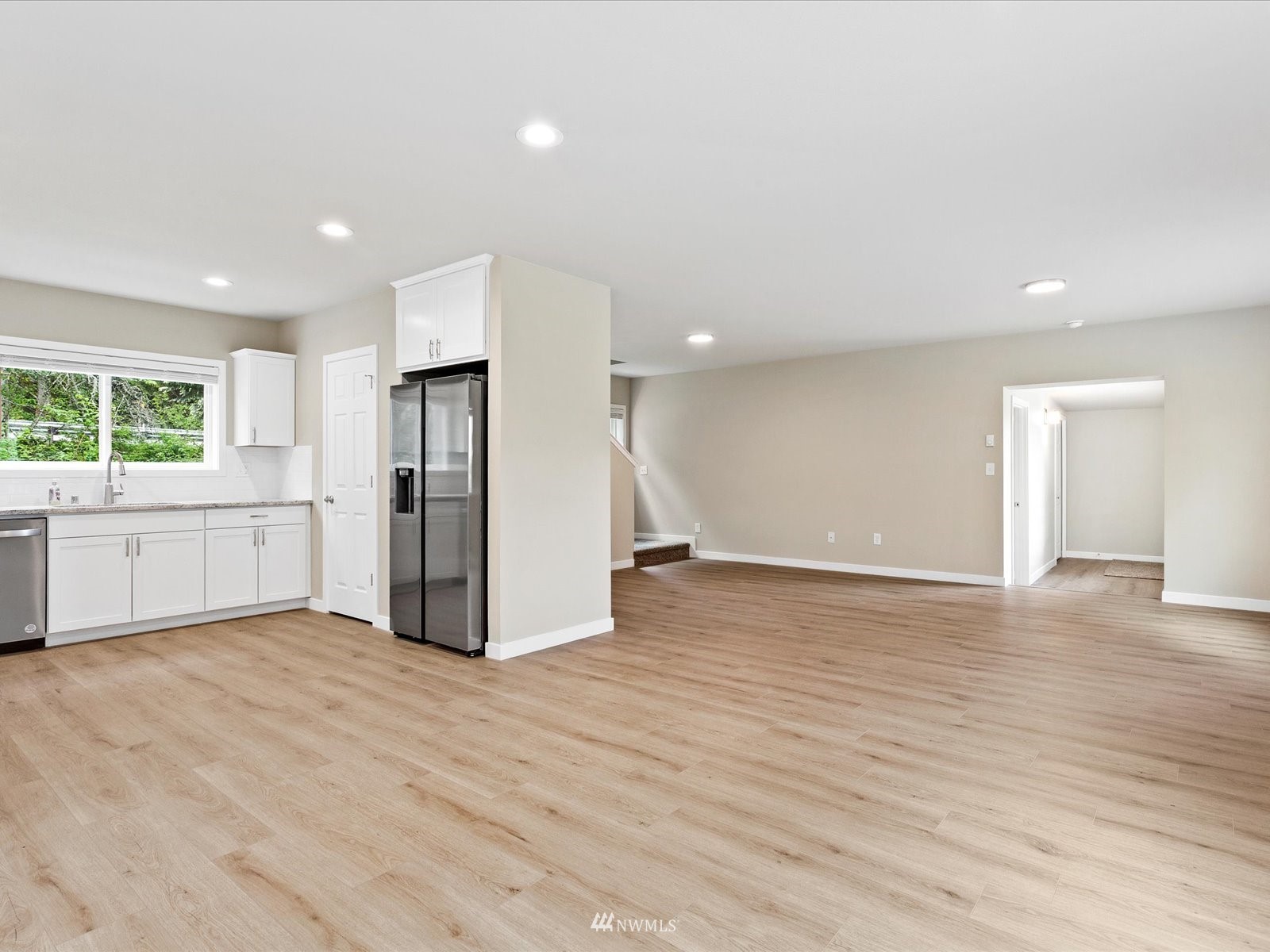 22982 Little Mountain Road Mount Vernon, WA 98274 - Photo 12 of 27 Gallery Image 12
