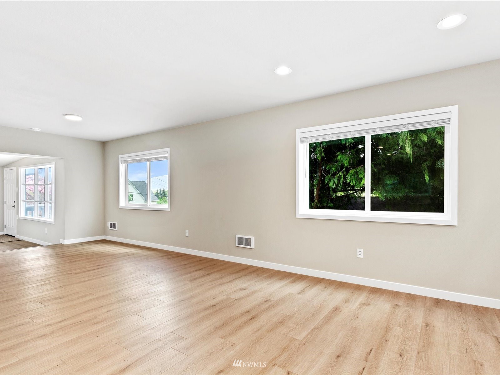 22982 Little Mountain Road Mount Vernon, WA 98274 - Photo 18 of 27 Gallery Image 18
