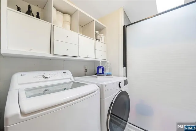 $149,999 | 191 West 24th Street, Bayonne, NJ 07002