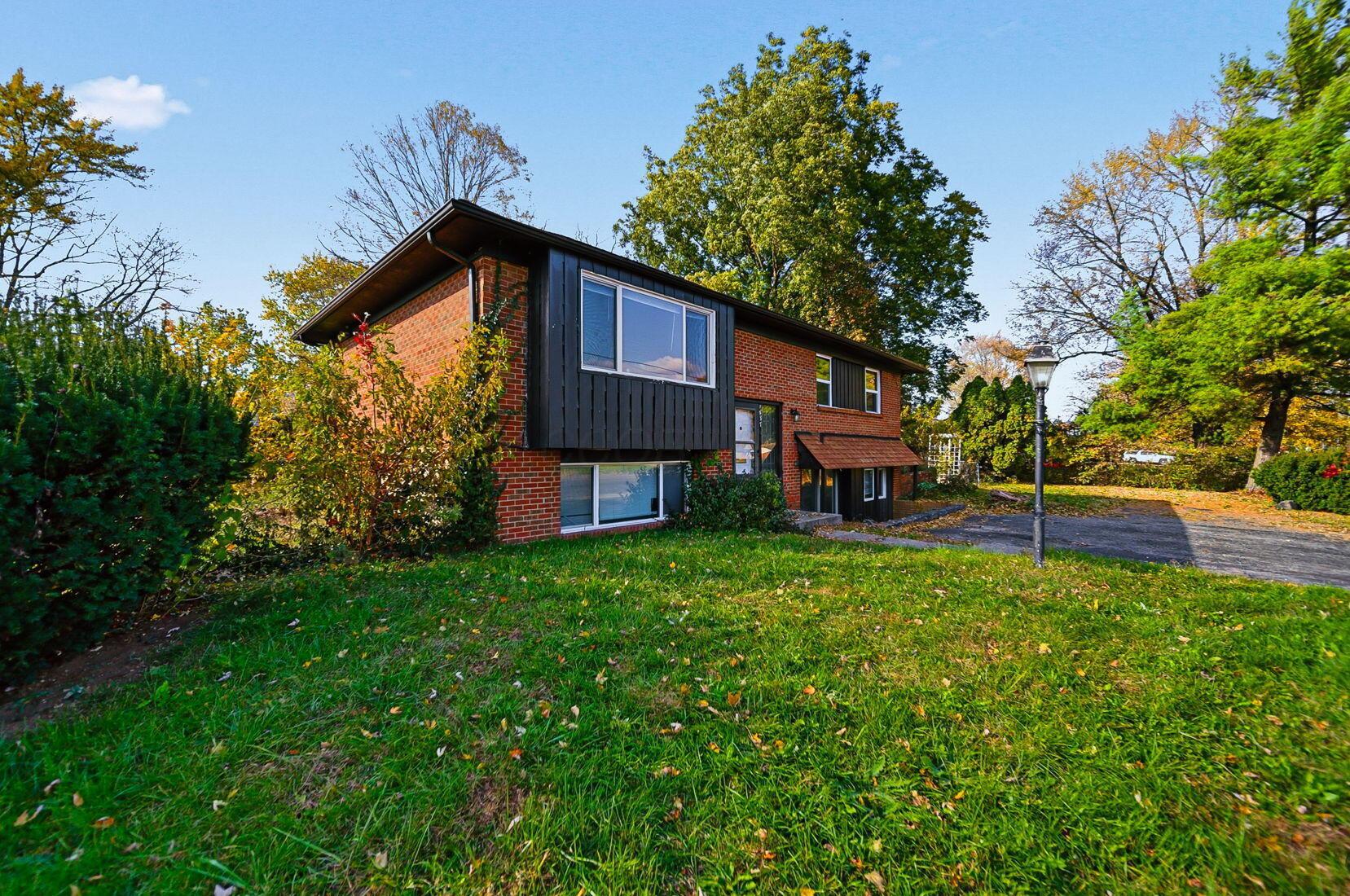 1637 South James Road Columbus, OH 43209 - Photo 5 of 52