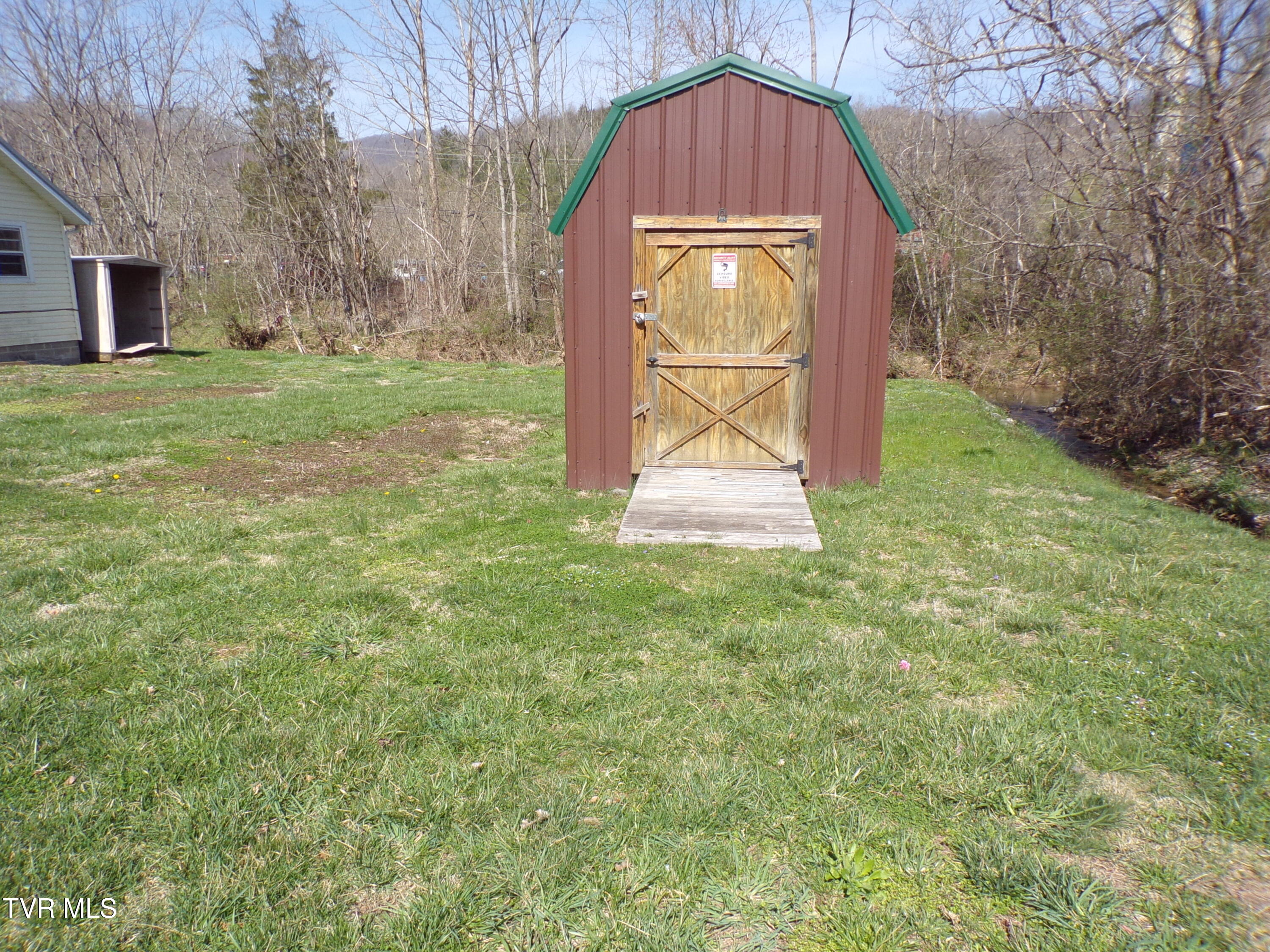 200 Rte 645 Jonesville, VA 24263 - Photo 11 of 28 MINI BARN