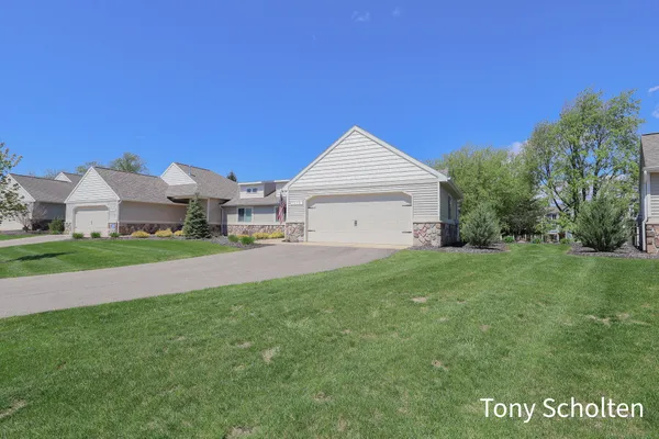 $474,900 | 1278 Sand Springs Southwest, Unit 52, Byron Center, MI 49315