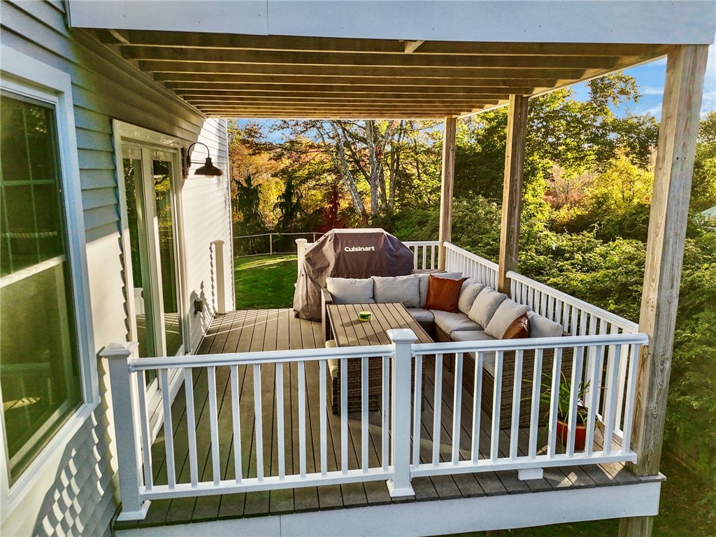 608 Wordens Pond Road South Kingstown, RI 02879 - Photo 20 of 39