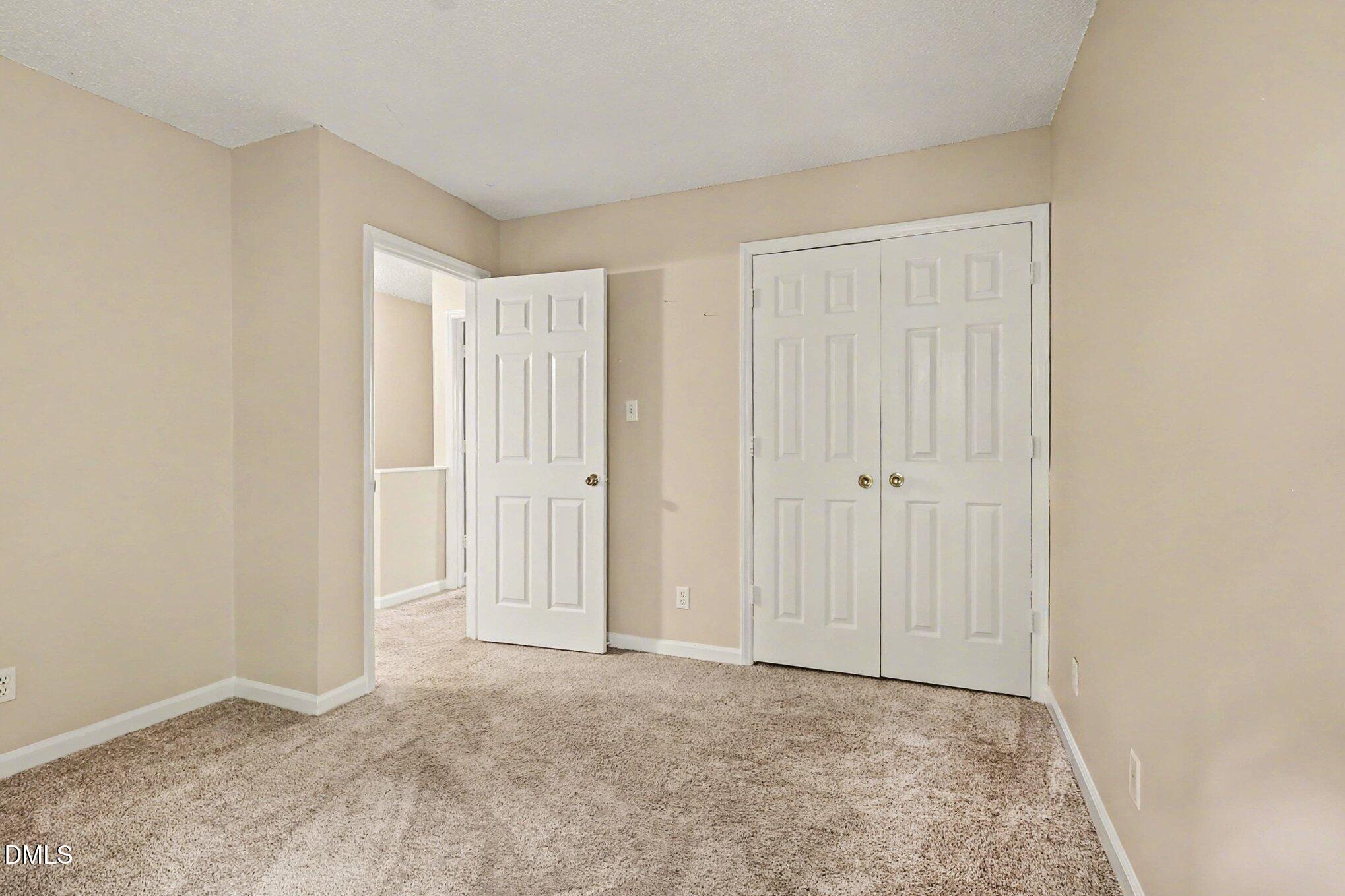 4009 Olde Coach Road Durham, NC 27707 - Photo 6 of 31
