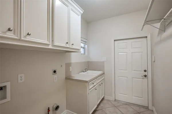 $4,200 | 930 Lawrence Street, Houston, TX 77008