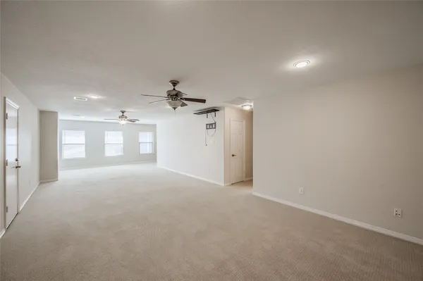 $4,200 | 930 Lawrence Street, Houston, TX 77008