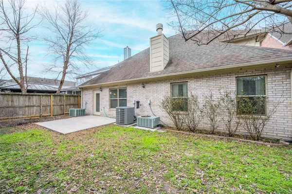 $4,200 | 930 Lawrence Street, Houston, TX 77008