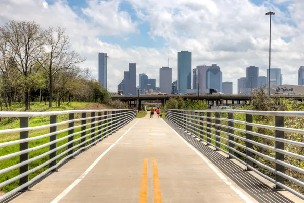 $4,200 | 930 Lawrence Street, Houston, TX 77008