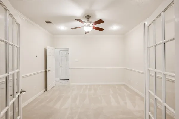 $4,200 | 930 Lawrence Street, Houston, TX 77008