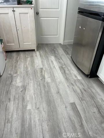 a view of a utility room