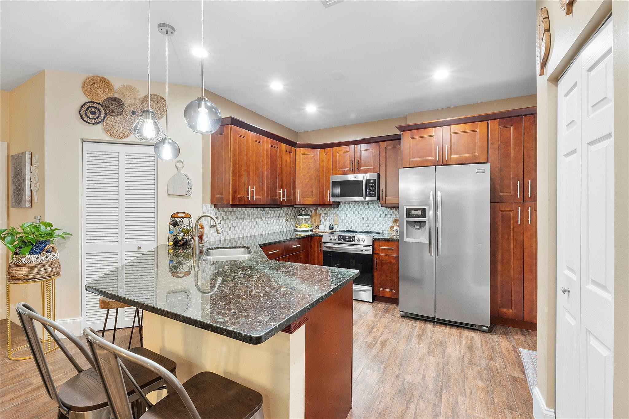 1273 Southwest 48th Terrace Deerfield Beach, FL 33442 - Photo 11 of 23 Photo 11