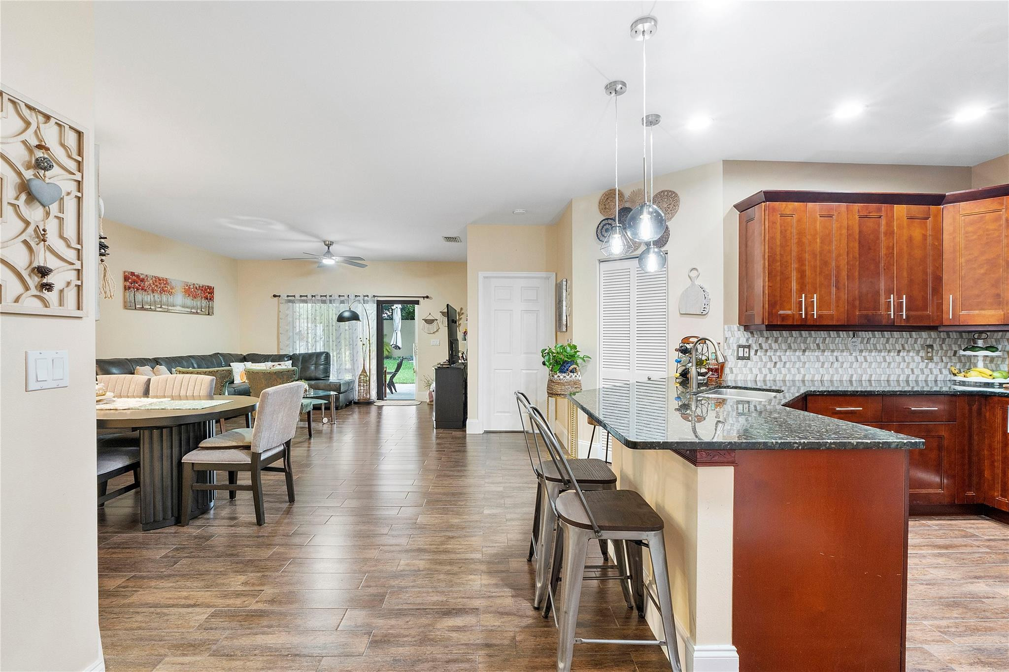 1273 Southwest 48th Terrace Deerfield Beach, FL 33442 - Photo 8 of 23 Photo 8