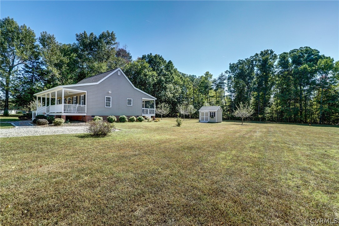 16381 Genito Road Moseley, VA 23120 - Photo 33 of 39 a house view with a garden space