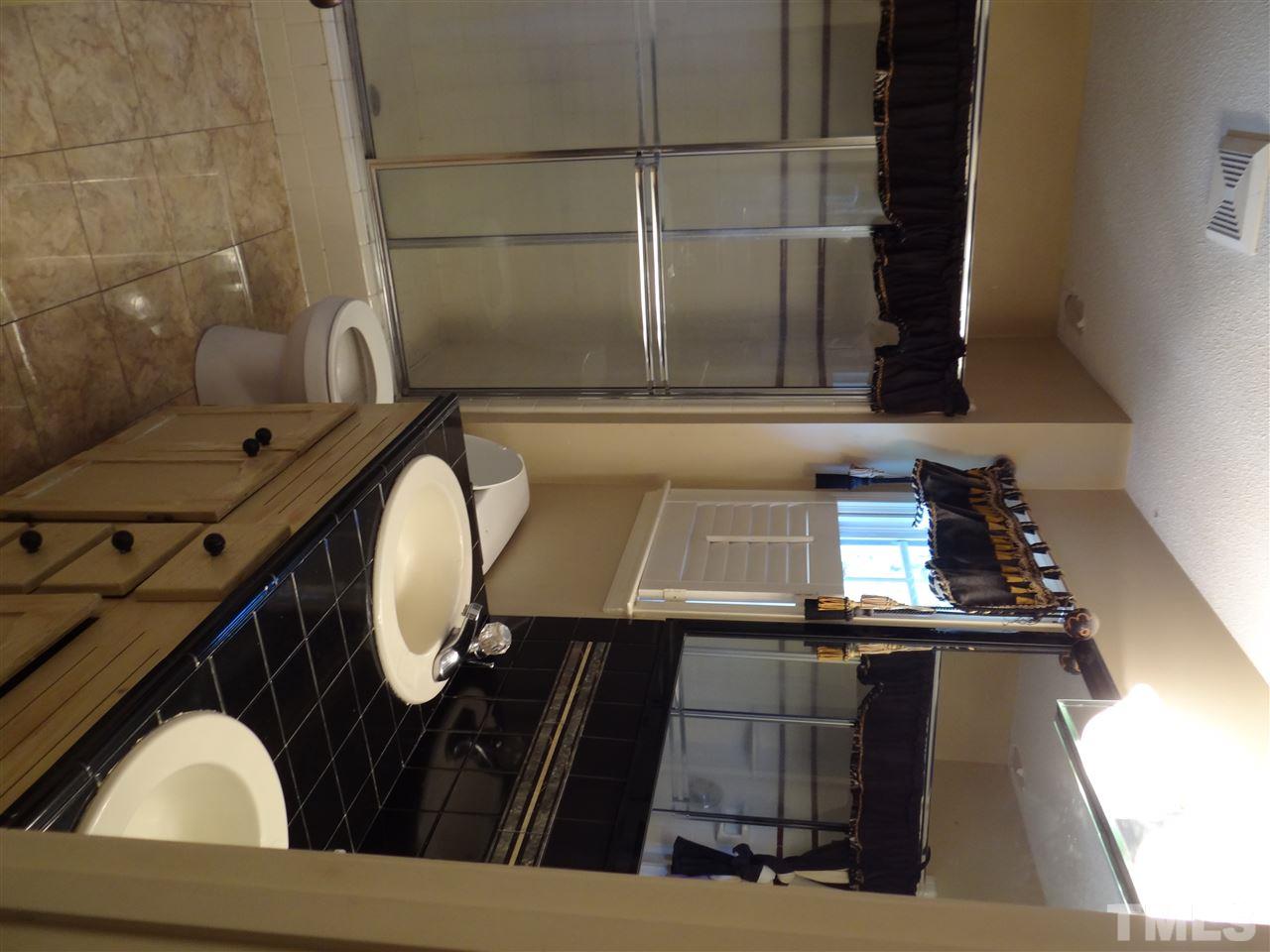690 Old Johnson Road Wendell, NC 27591 - Photo 11 of 19 MBr Vanity & Shower