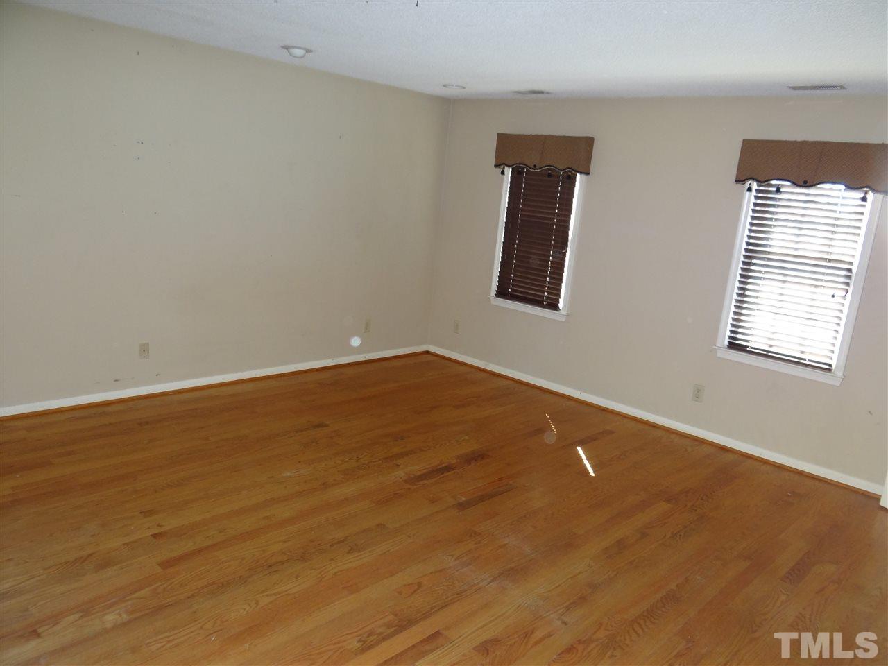 690 Old Johnson Road Wendell, NC 27591 - Photo 8 of 19 Flooring MBR