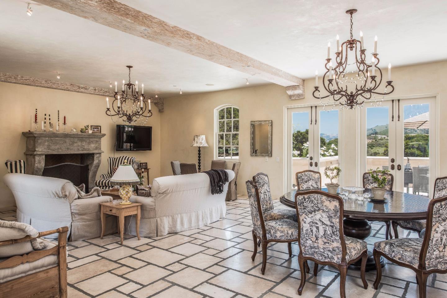 8150 Manjares Road Monterey, CA 93940 - Photo 11 of 47 Gallery Image 11