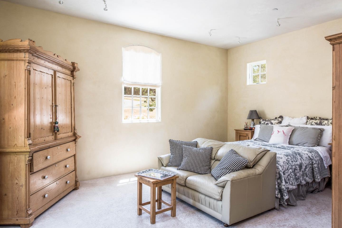 8150 Manjares Road Monterey, CA 93940 - Photo 33 of 47 Gallery Image 33