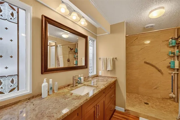 $249,900 | 705 Devon Drive, Lady Lake, FL 32159