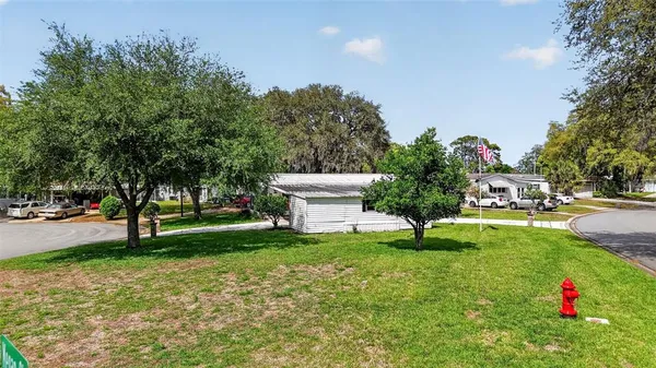 $249,900 | 705 Devon Drive, Lady Lake, FL 32159